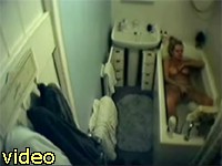 hidden cam caught mom rubbing pussy in bath